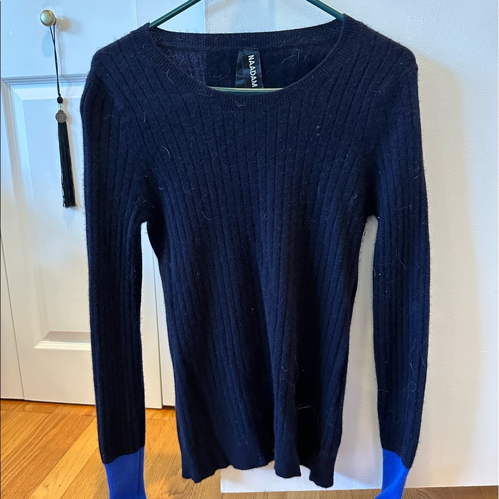 Cashmere sweater